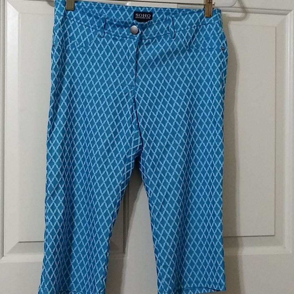 Beautiful color Comfy Capri